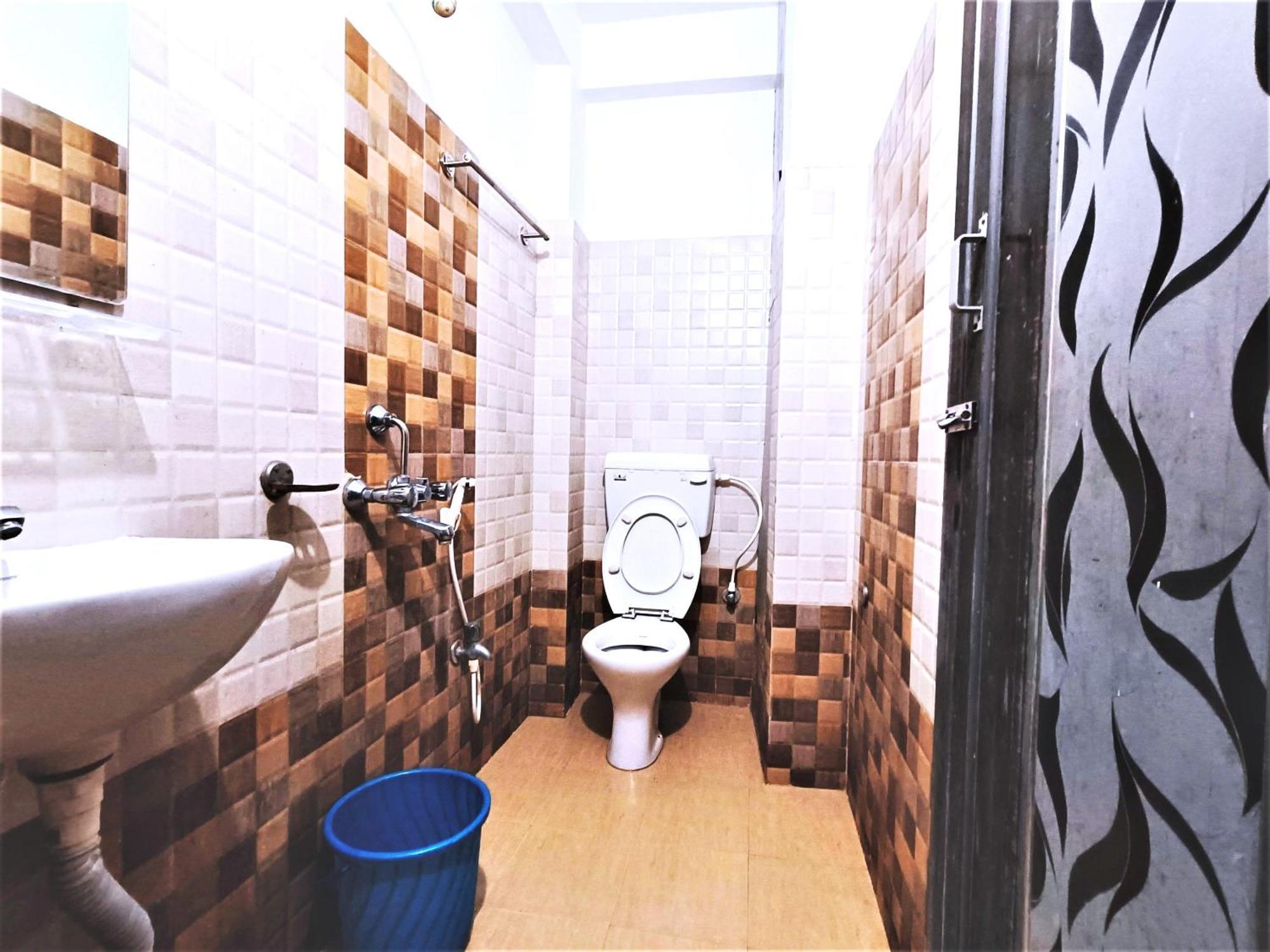 Goroomgo Krishna Residency Puri Near Sea Beach - Spacious Room With Excellent Service Awarded - Best Seller Exterior foto