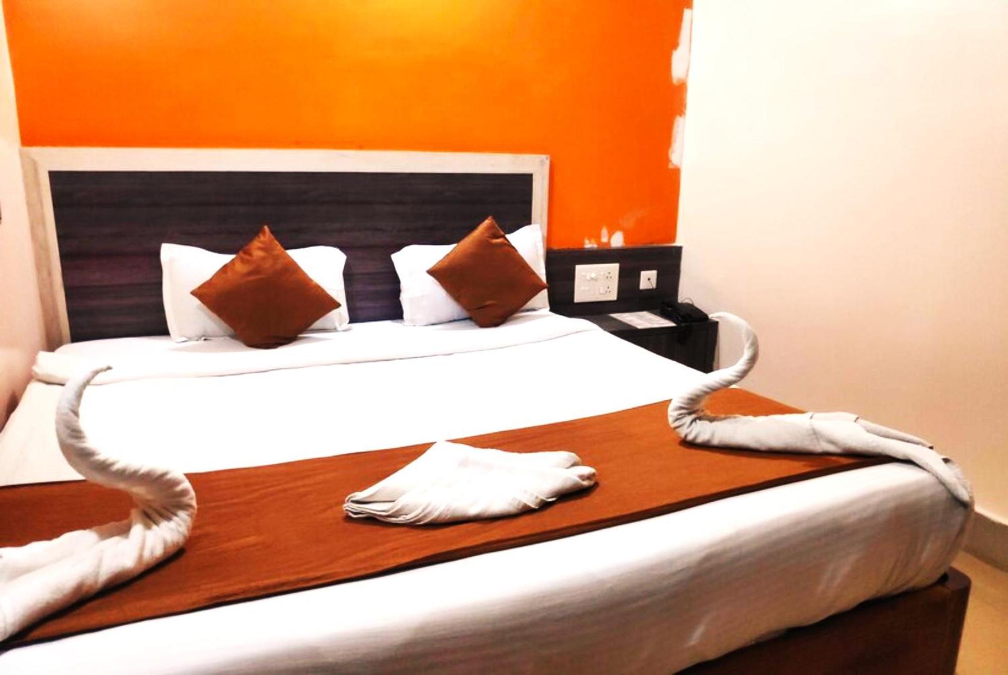 Goroomgo Krishna Residency Puri Near Sea Beach - Spacious Room With Excellent Service Awarded - Best Seller Exterior foto